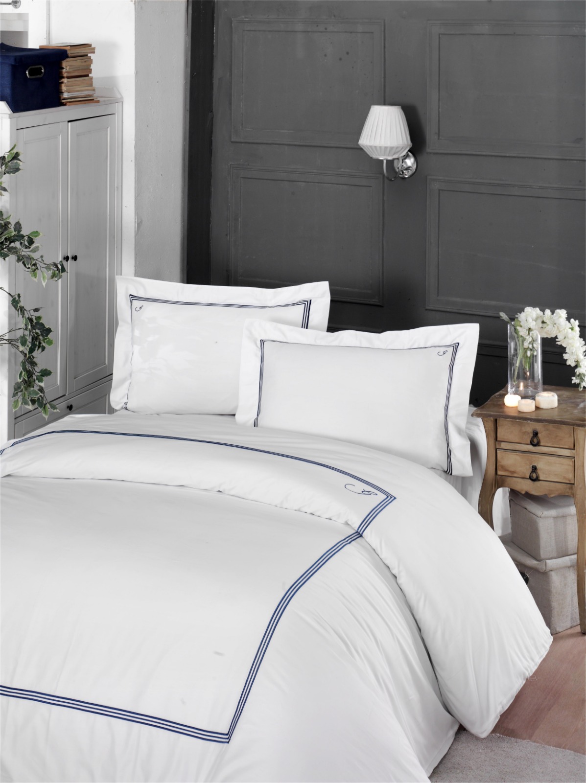 HOTEL BED LINEN SETS WITH NAVY EMBROIDERED